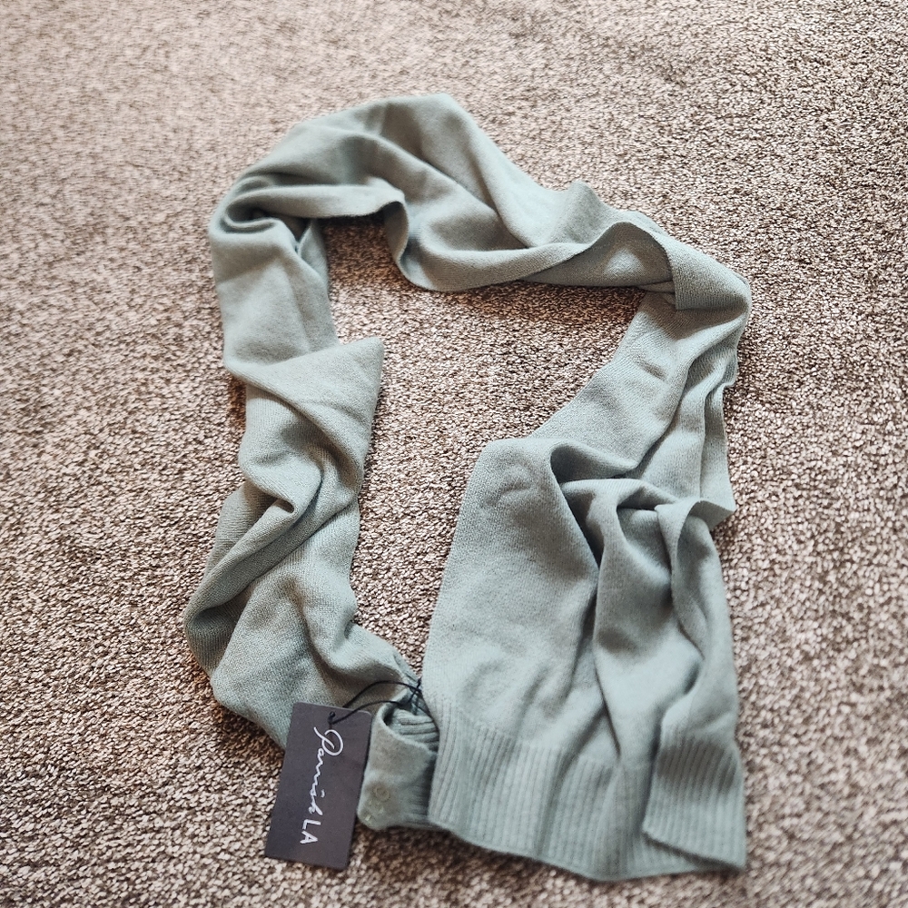 NWT Parrish LA Cashmere Scarf - Picture 3 of 3
